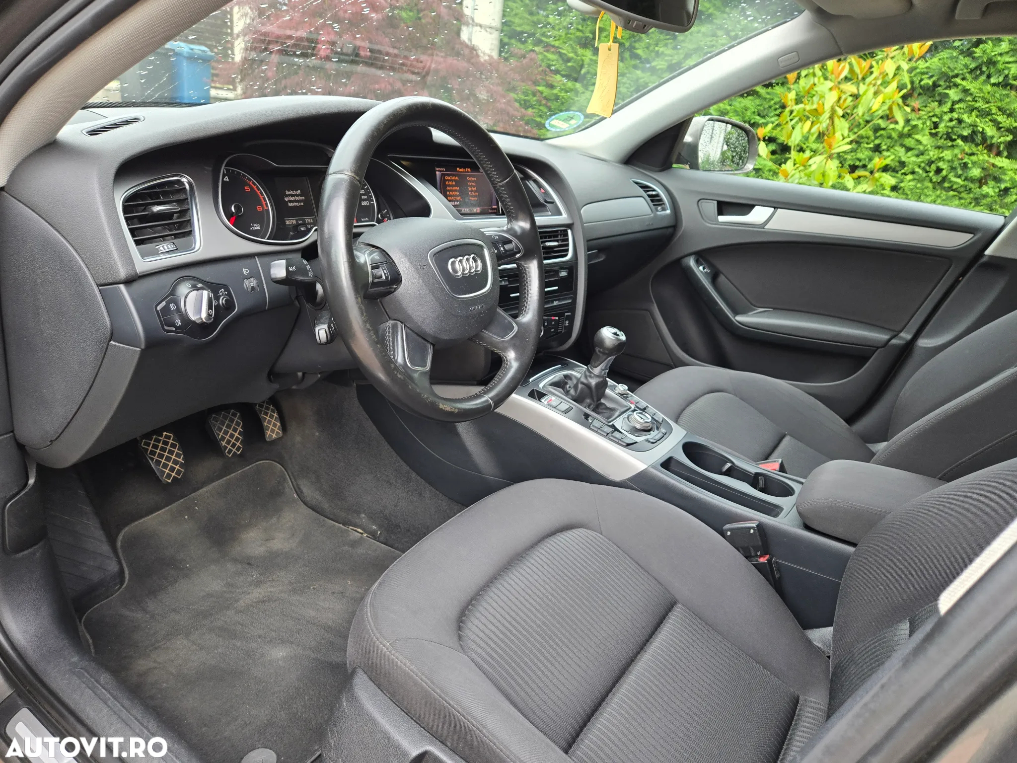 Audi A4 Avant 2.0 TDI DPF Attraction - 3