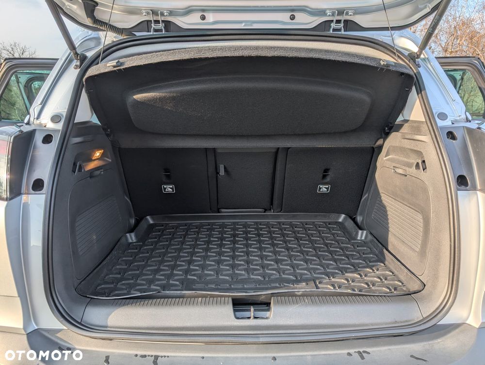 Opel Crossland X - 21