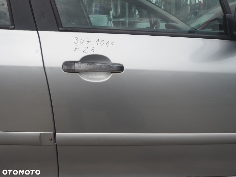 Drzwi Prawe Przednie Peugeot 307 Kolor: EZR - 3