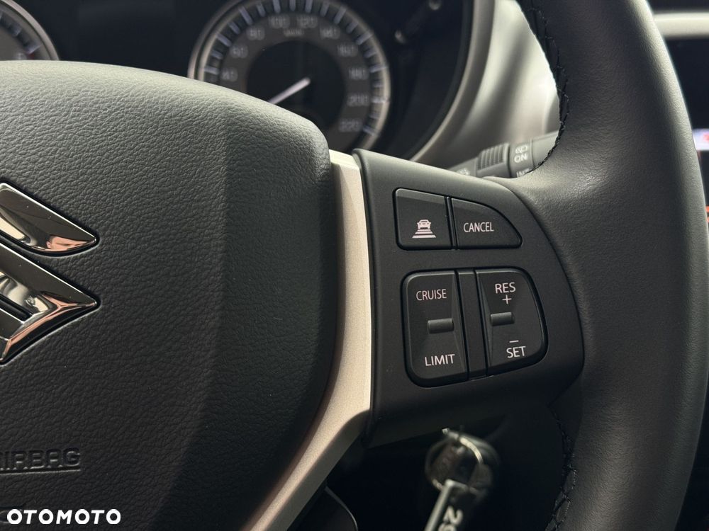 Suzuki Vitara - 23