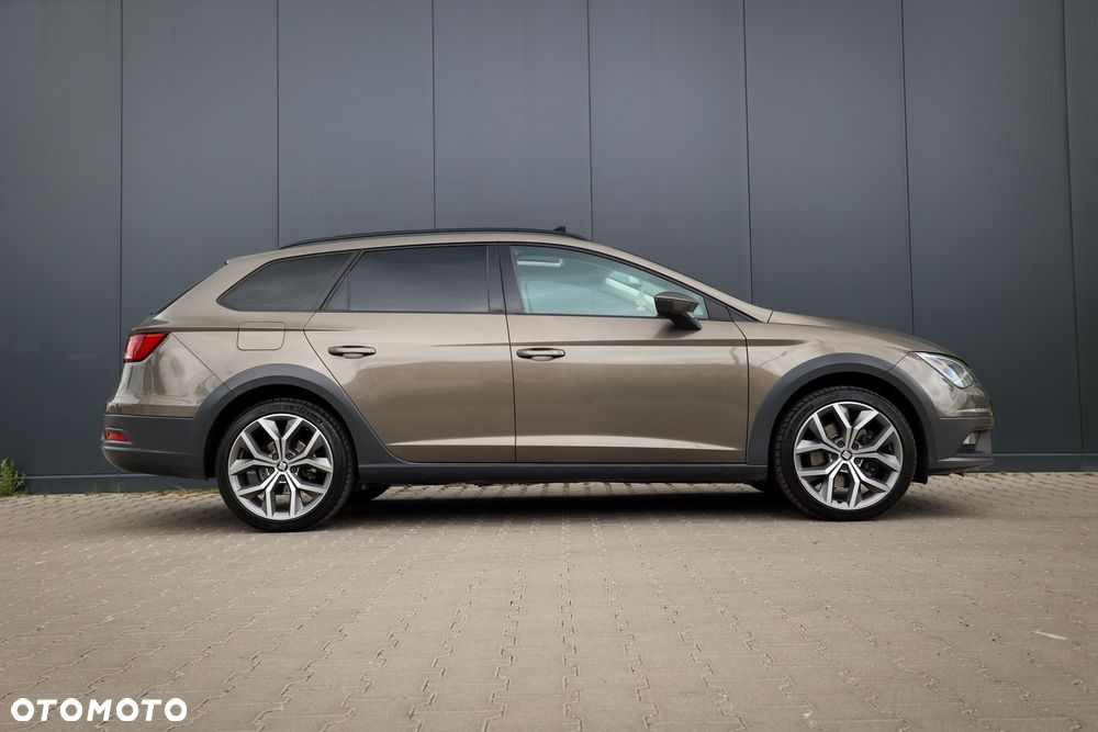 Seat Leon ST 2.0 TDI Start&Stop 4Drive DSG X-Perience - 7