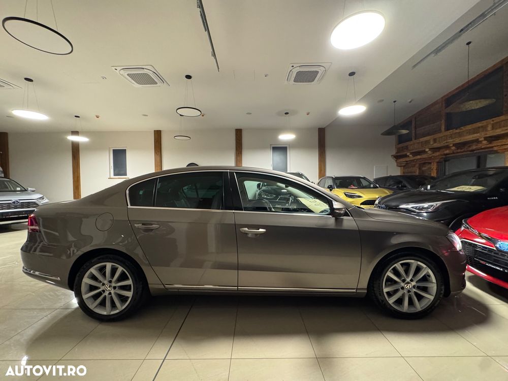 Volkswagen Passat 2.0 TDI 4Motion Highline - 6