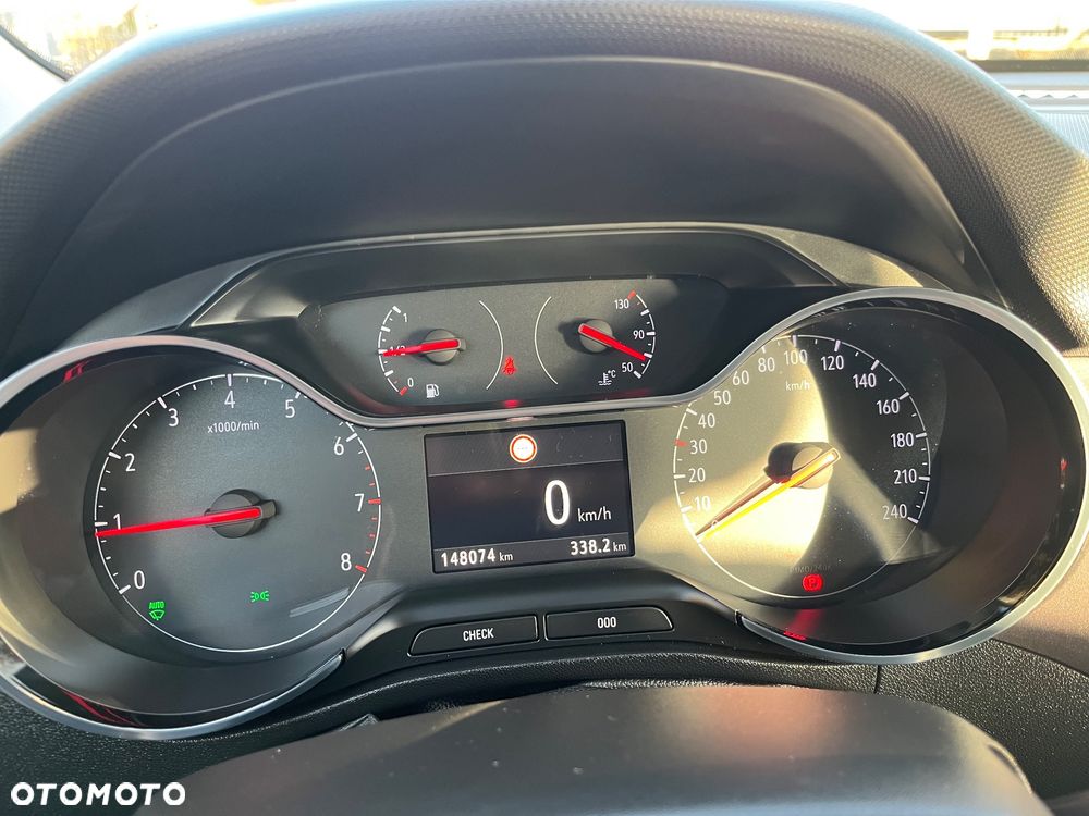 Opel Crossland X 1.2 Start/Stop Innovation - 11