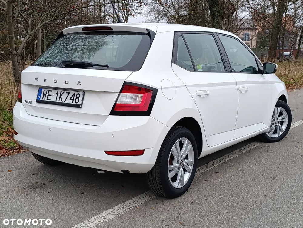 Skoda Fabia 1.0 Ambition - 4