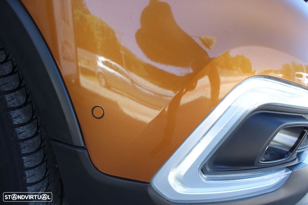 Renault Captur 0.9 TCE Exclusive XMOD - 14