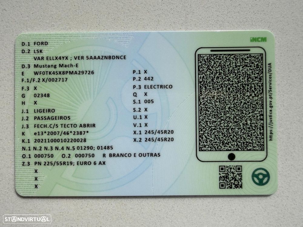 Ford Mustang Mach-E - 34