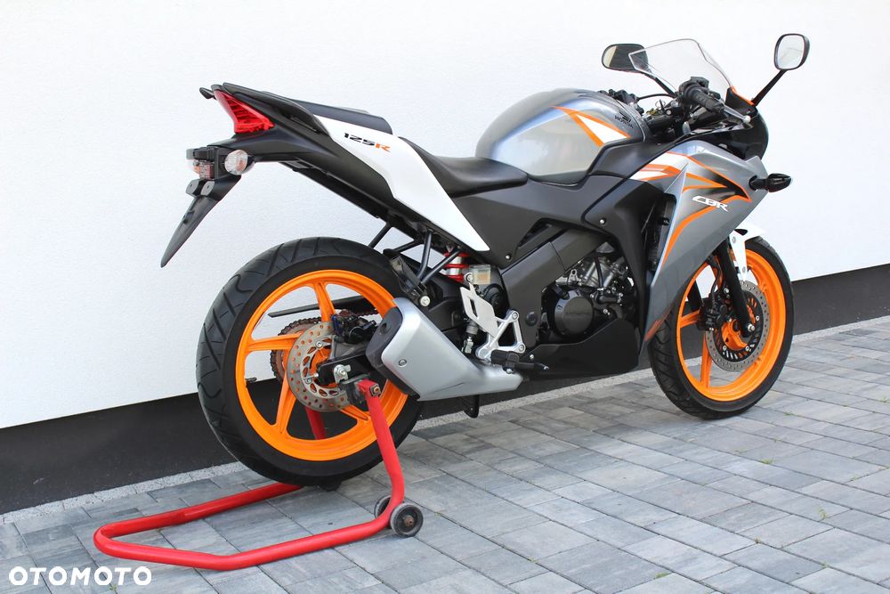 Honda CBR - 6