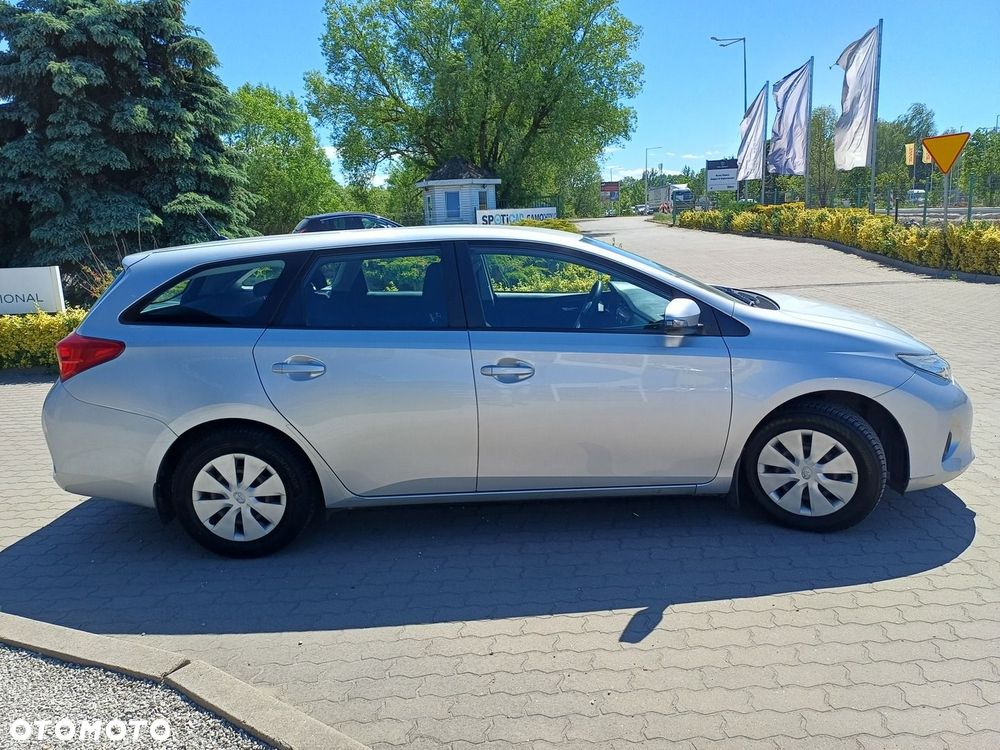 Toyota Auris 1.6 Active - 7