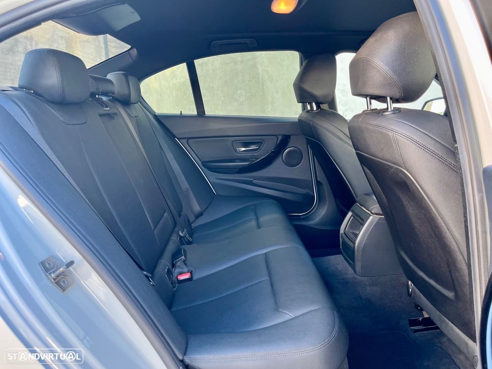 BMW 316 d Line Sport - 39