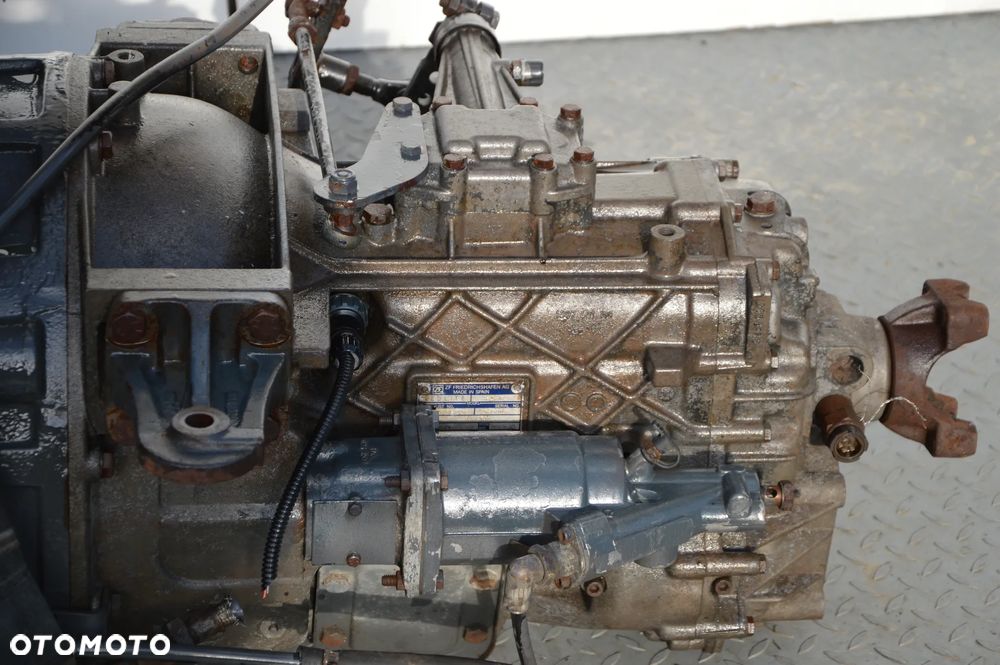 Silnik Cummins 5.9 6BT 6T 6B daf leyland 45 55 5.9 312 6 cyl  6 B 6T 6BT daf star 266 244 swap legenda JCB Fastrac Hitachi - 5