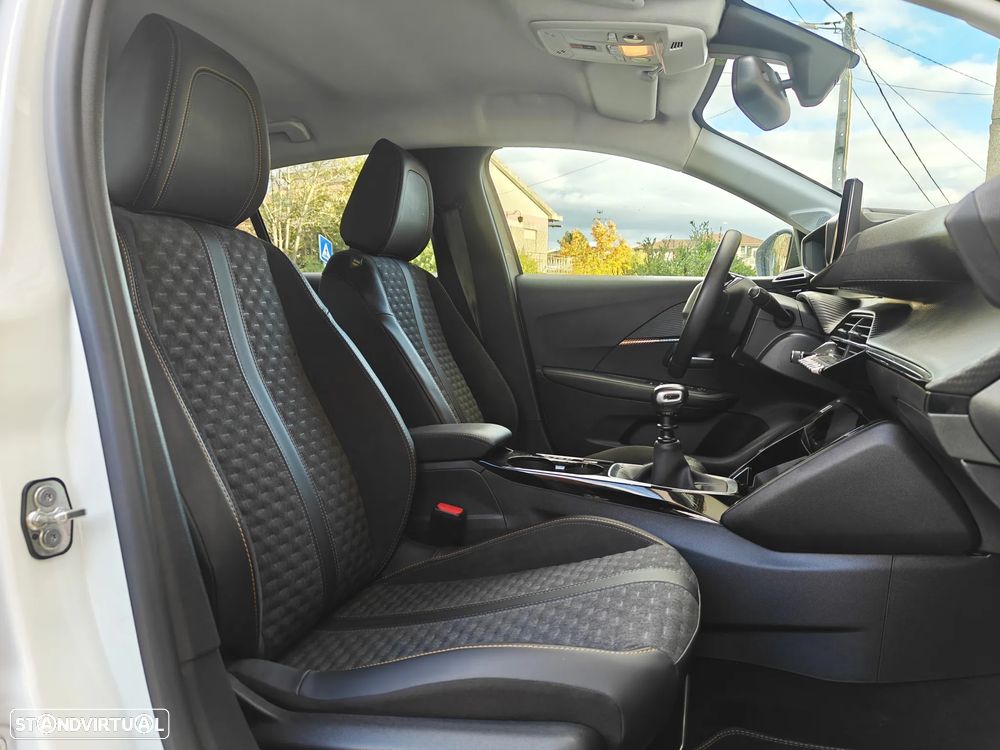 Peugeot 208 PureTech 100 Allure Pack - 11