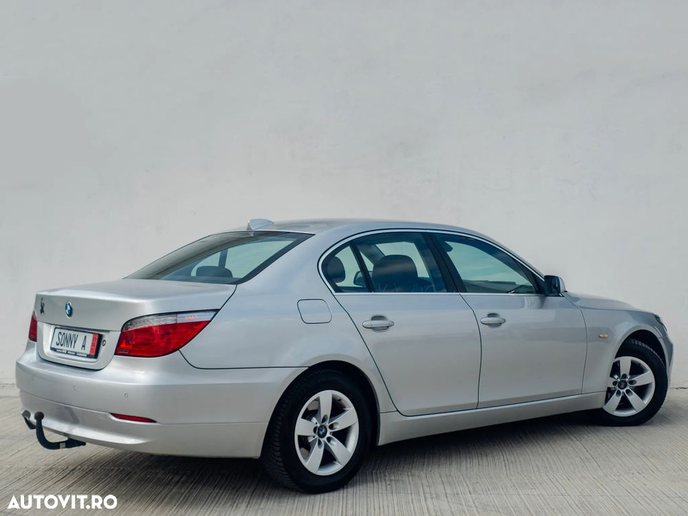 BMW Seria 5 520d Edition Exclusive - 7