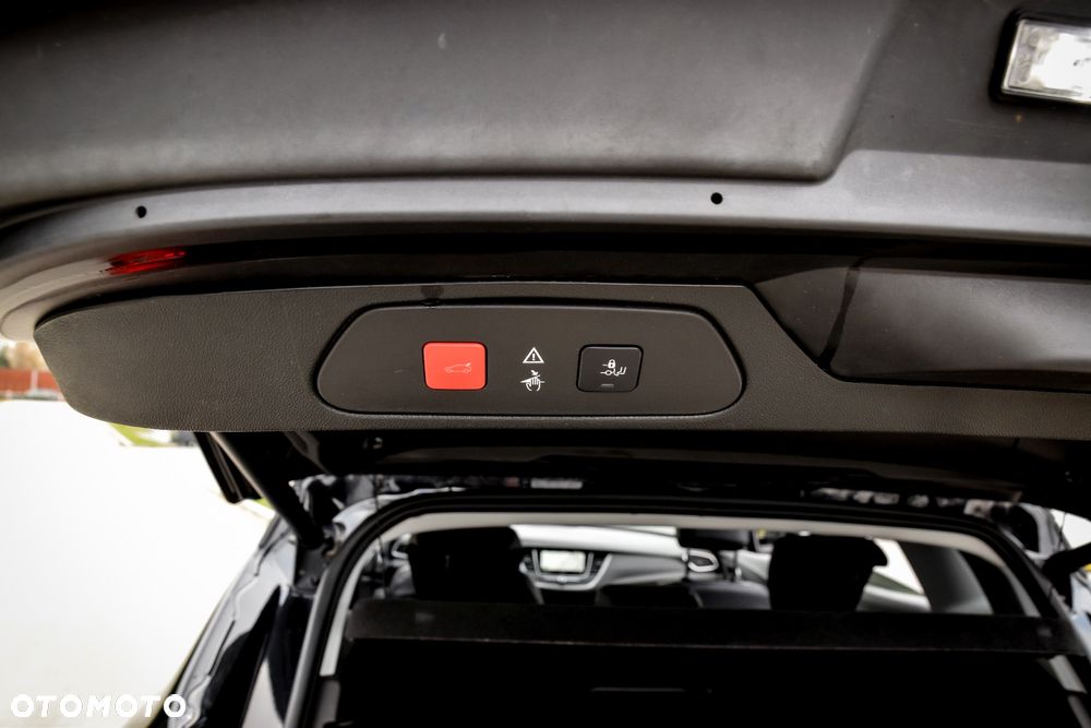 Opel Grandland X 1.6 D Start/Stop Business INNOVATION - 16