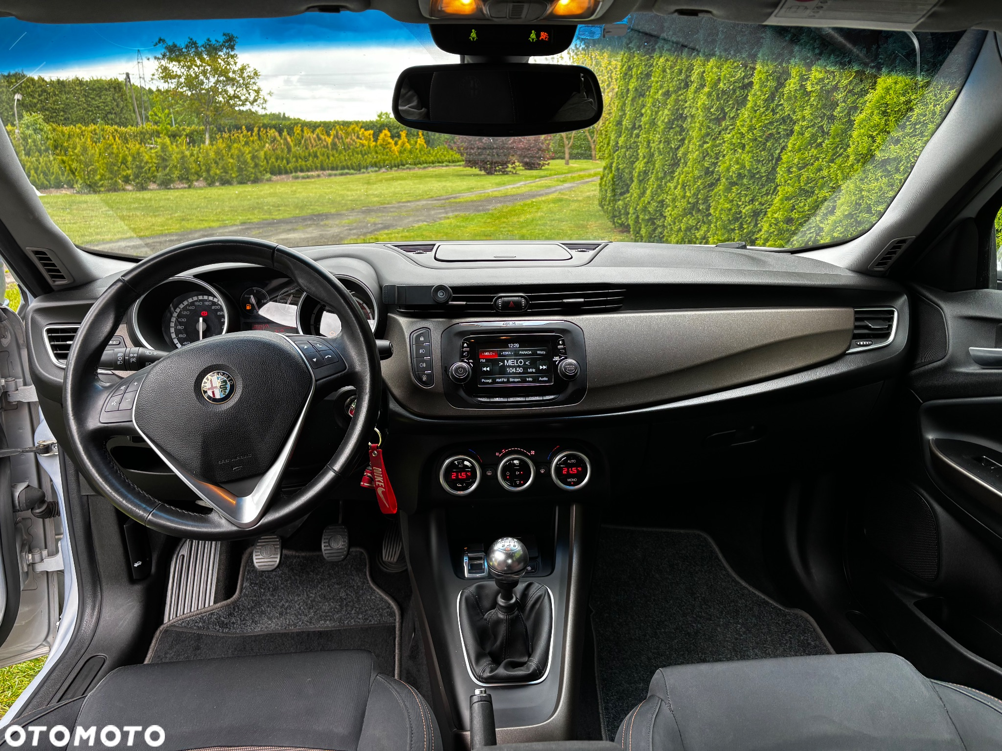Alfa Romeo Giulietta 1.6 JTDM 16V - 12