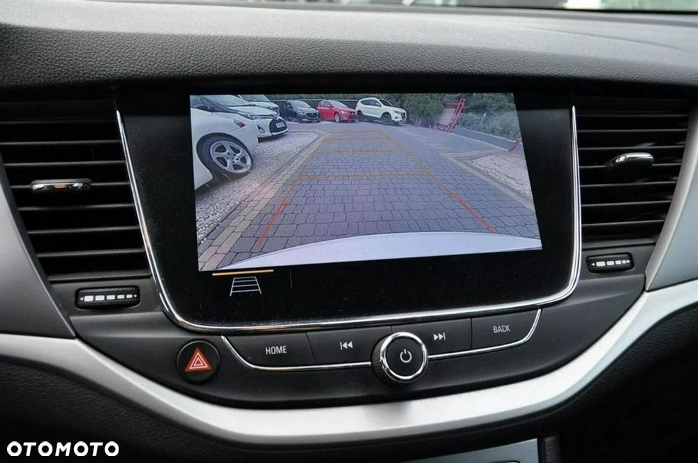 Opel Astra 2021