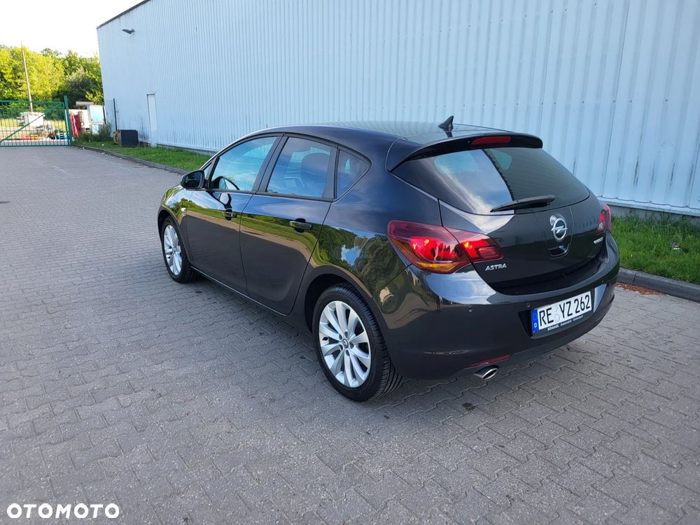 Opel Astra 1.4 Turbo - 6