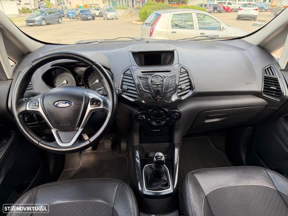 Ford EcoSport 1.5 TDCi Titanium S - 23