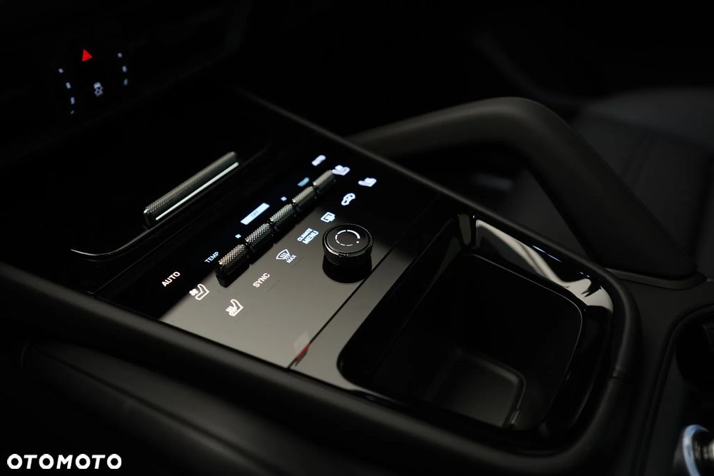 Porsche Cayenne Coupe - 18