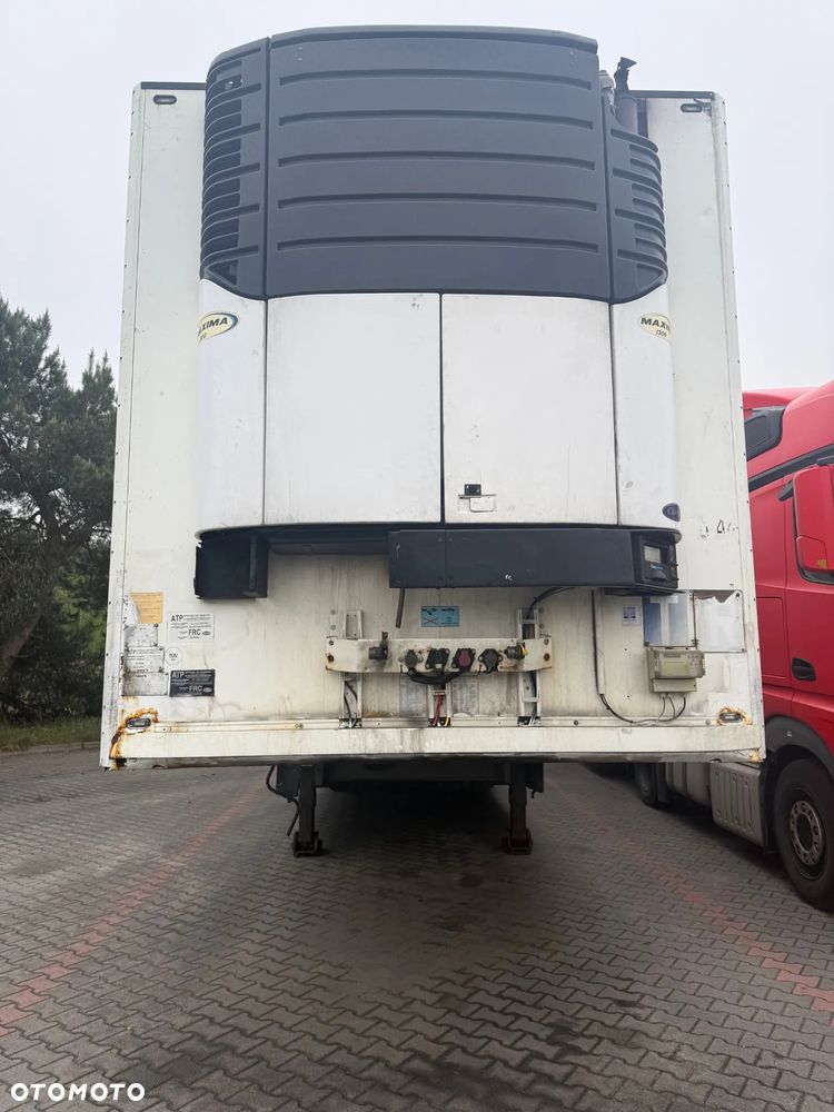 Schmitz Cargobull SKO 24 - 2