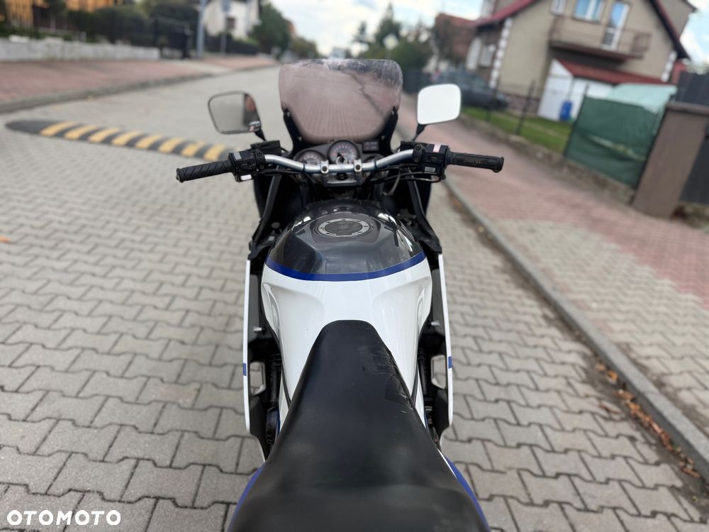 Yamaha FZ - 14