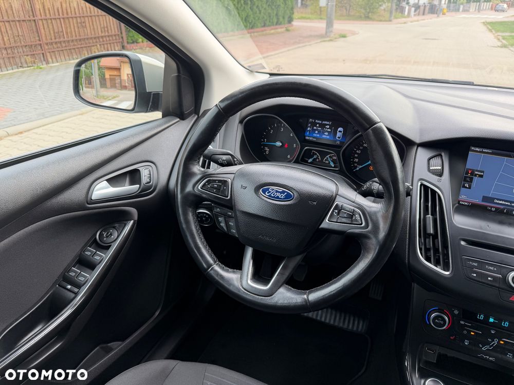 Ford Focus 2.0 TDCi DPF Start-Stopp-System Titanium - 26