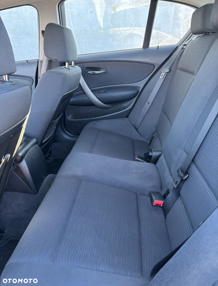 BMW Seria 1 116i - 9