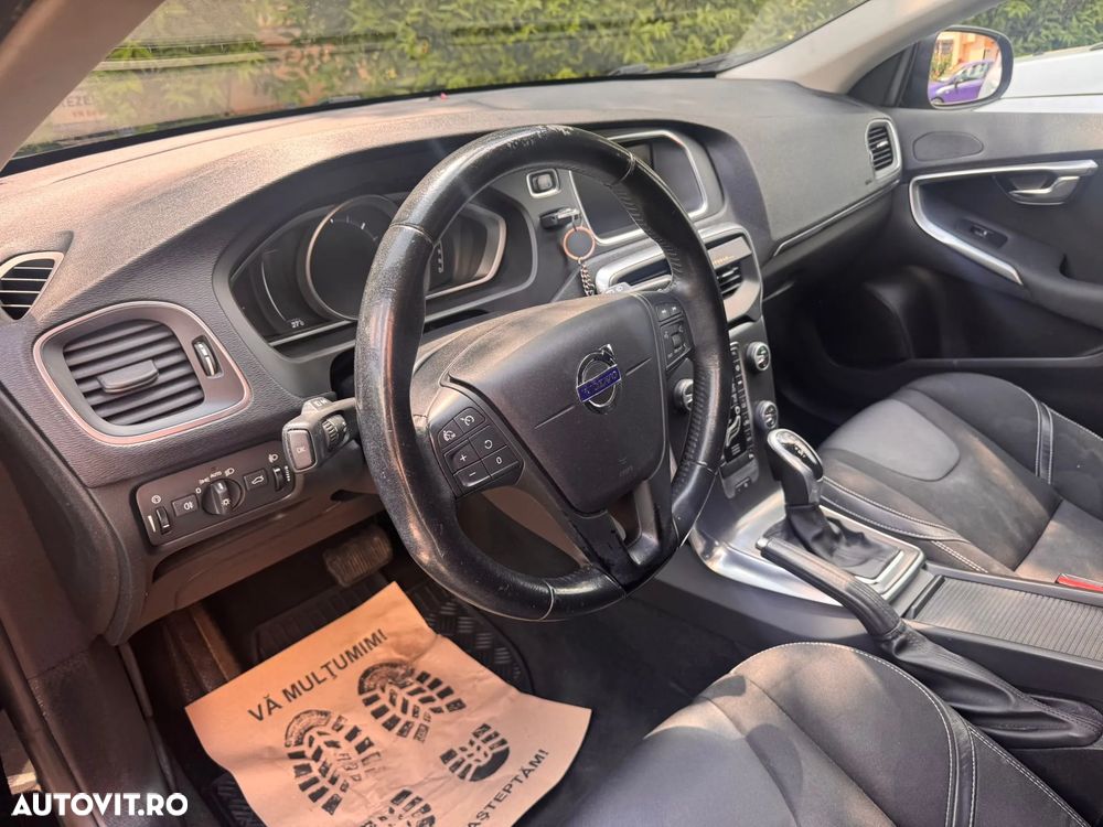Volvo V40 D2 Aut. Basic - 3