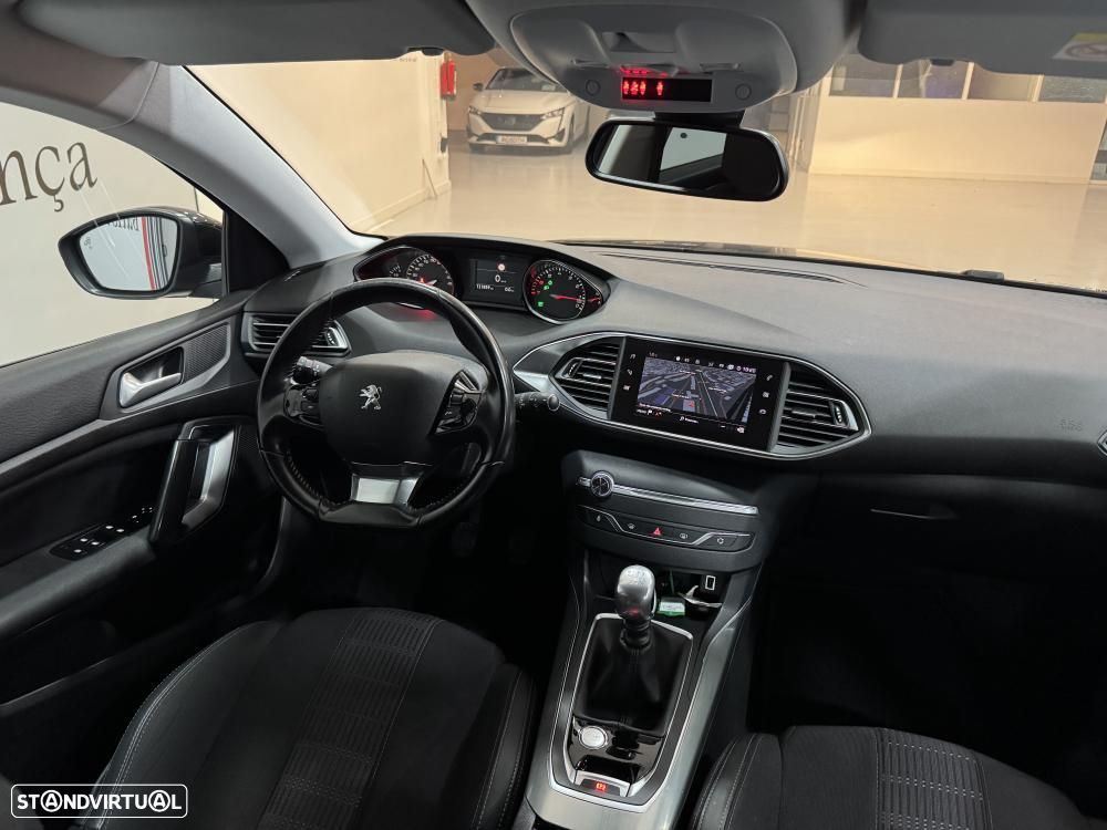 Peugeot 308 PureTech 130 Stop & Start Allure - 38