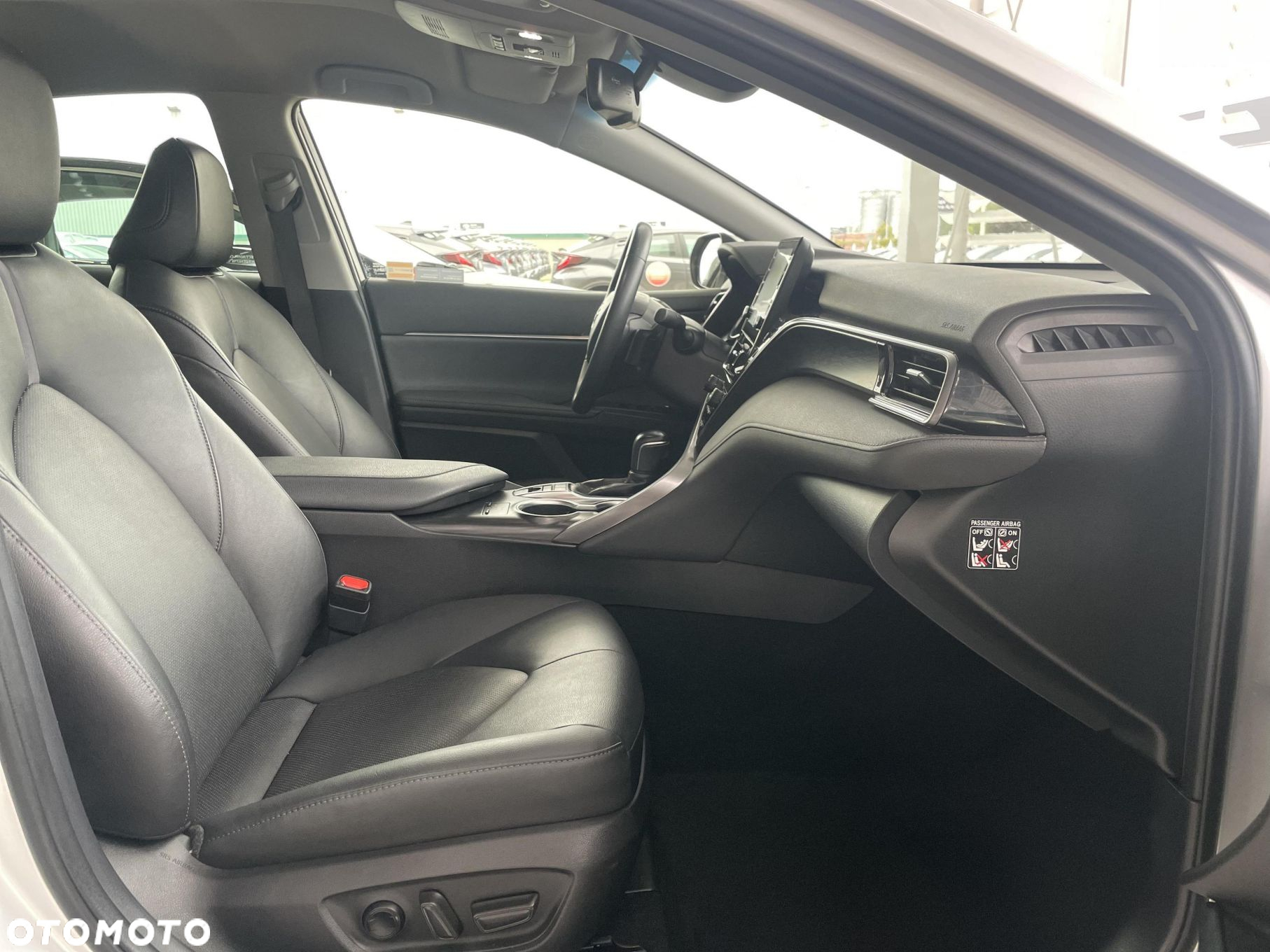 Toyota Camry - 9
