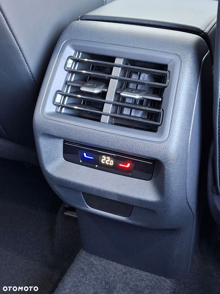 Volkswagen Tiguan 2.0 TDI R-Line Plus DSG - 22