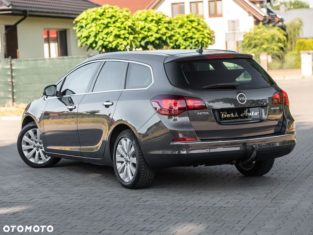 Opel Astra 1.4 Turbo Color Edition - 10