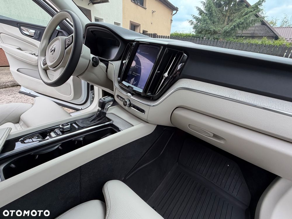 Volvo XC 60 D4 AWD Inscription - 13