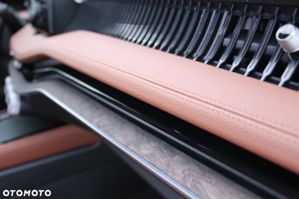 Skoda Superb 2.0 TDI SCR 4x4 L&K DSG - 15