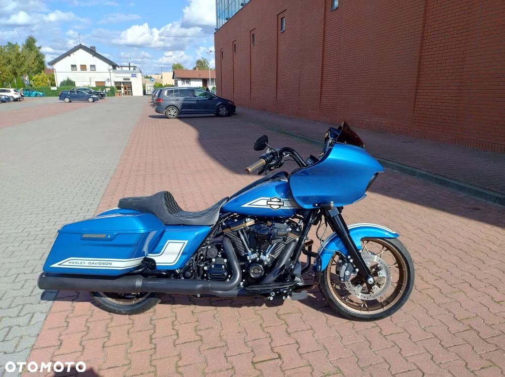 Harley-Davidson Touring Road Glide - 13