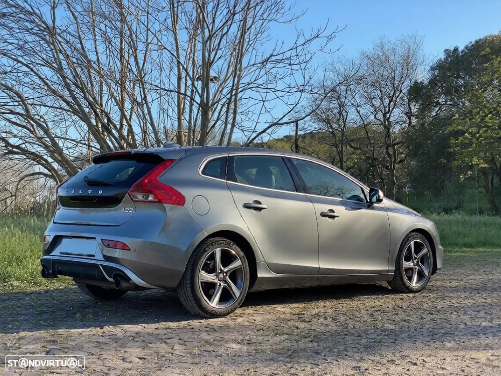 Volvo V40 1.6 D2 R-Design - 2