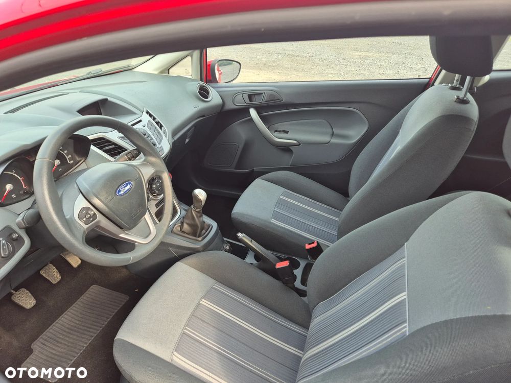 Ford Fiesta - 11