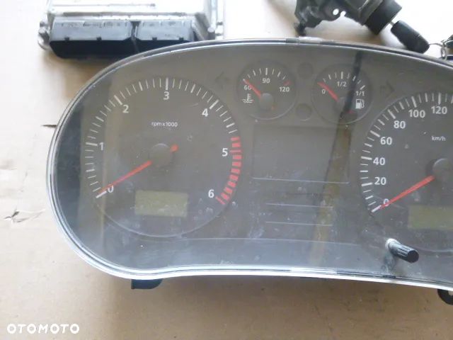 ZESTAW STARTOWY KOMPUTER STACYJKA IMMOBILIZER LICZNIK SEAT TOLEDO II 1.9 TDI - 2