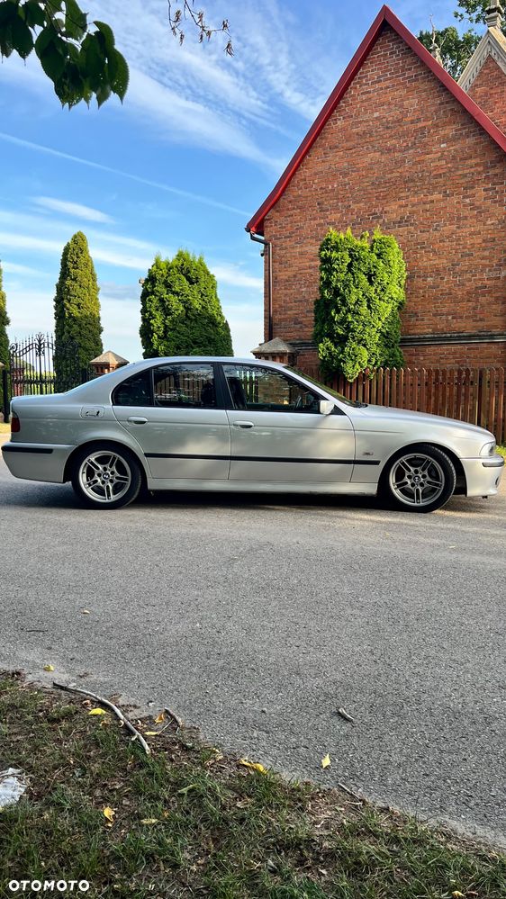 BMW Seria 5 - 8
