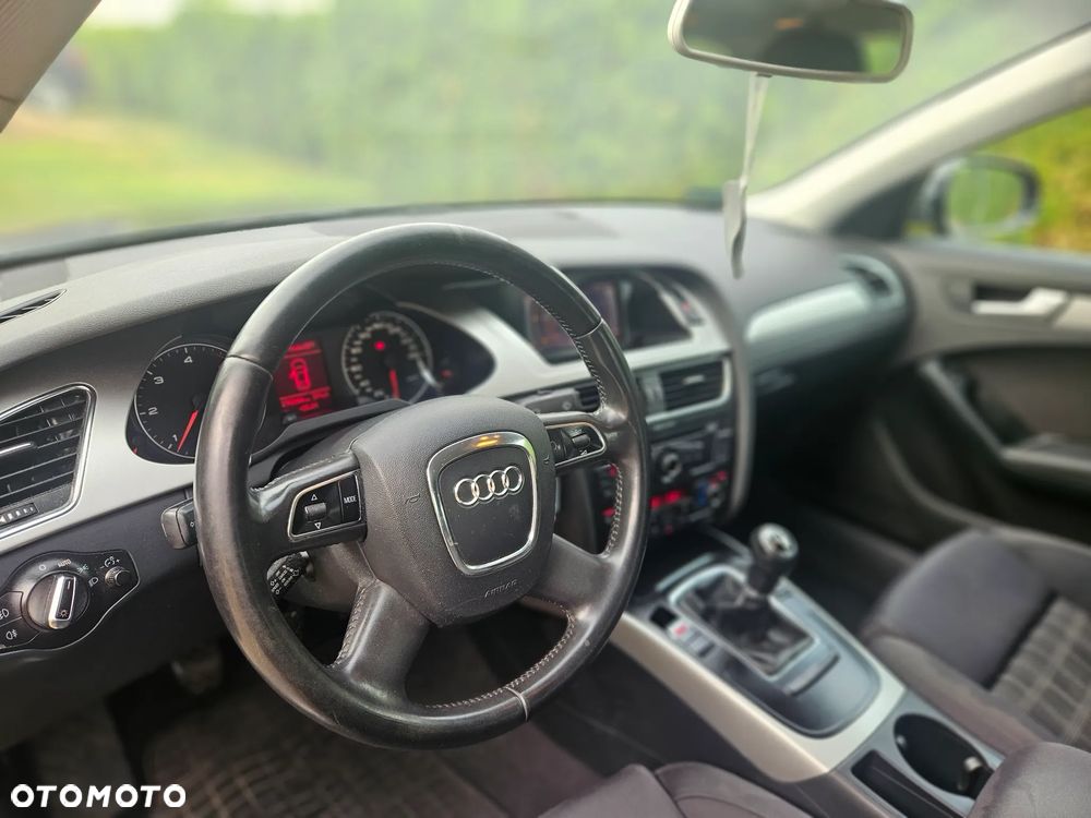 Audi A4 Limousine 2.0 TDI - 9