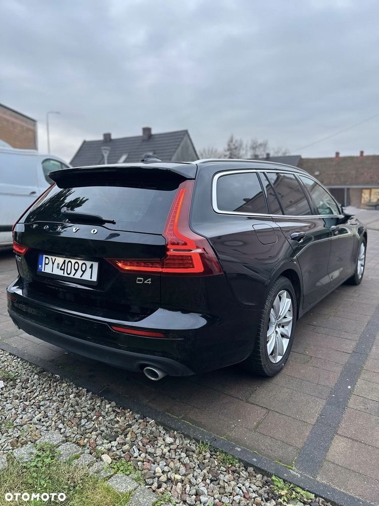 Volvo V60 D4 Momentum Pro - 12