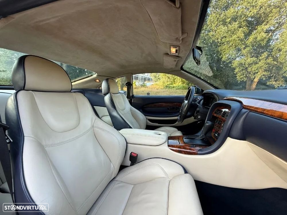 Aston Martin DB7 Vantage Coupé - 19