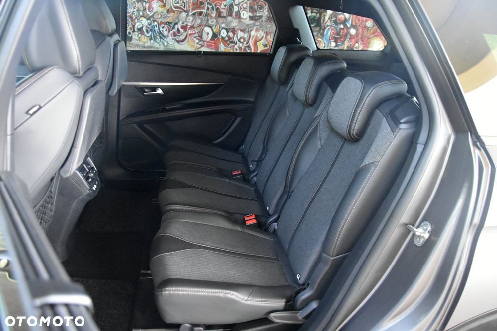 Peugeot 5008 THP 165 EAT6 Allure - 19