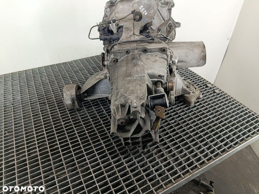 SKRZYNIA BIEGÓW MANUALNA 5 VW PASSAT B5 DHZ 1.8 20V - 4