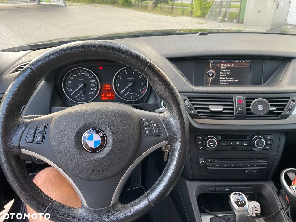 BMW X1 sDrive18i - 12