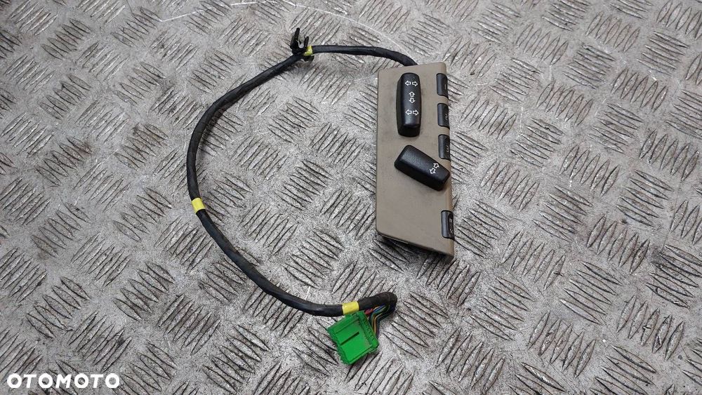 PANEL FOTELA LEWY PRZÓD VOLVO XC90 I 39899885 - 1