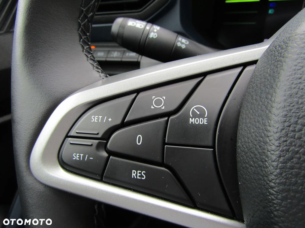 Dacia Duster 1.6 Full Hybrid 140 Journey MMT - 16