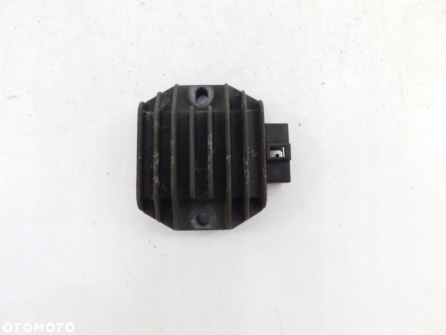 YAMAHA X-MAX 125 09-13 REGULATOR NAPIĘCIA - 1