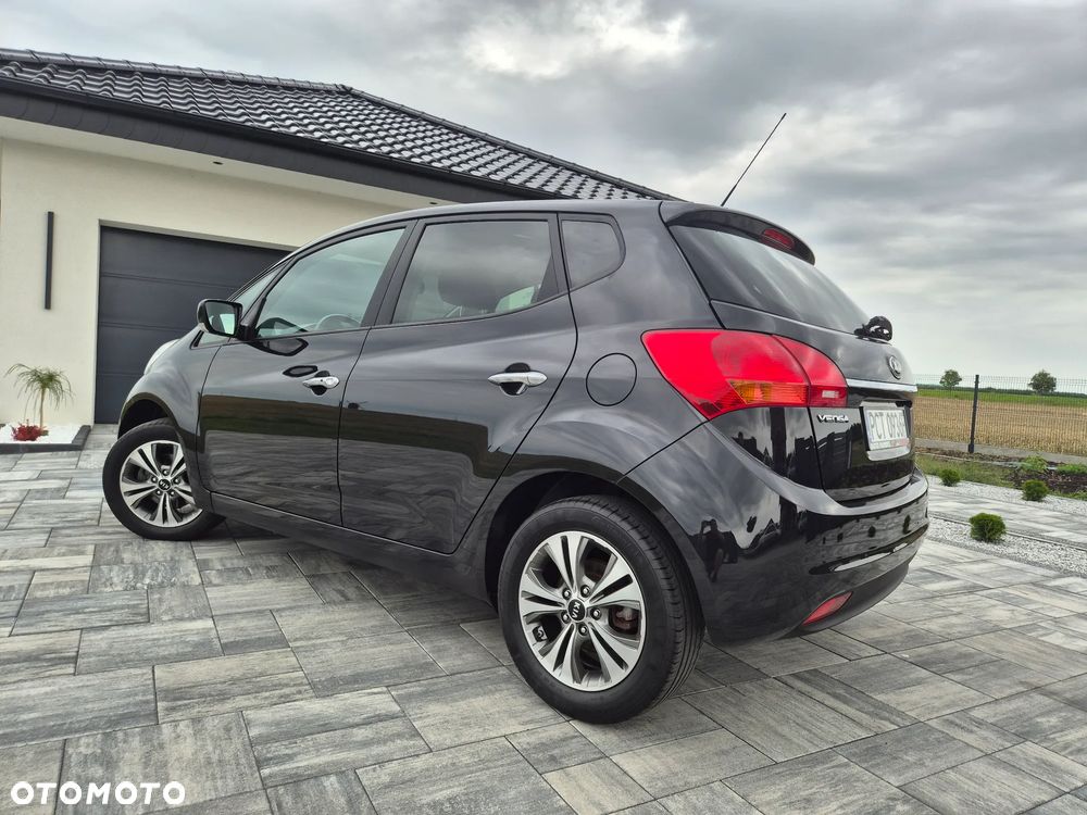 Kia Venga 1.4 CVVT Business Line - 16
