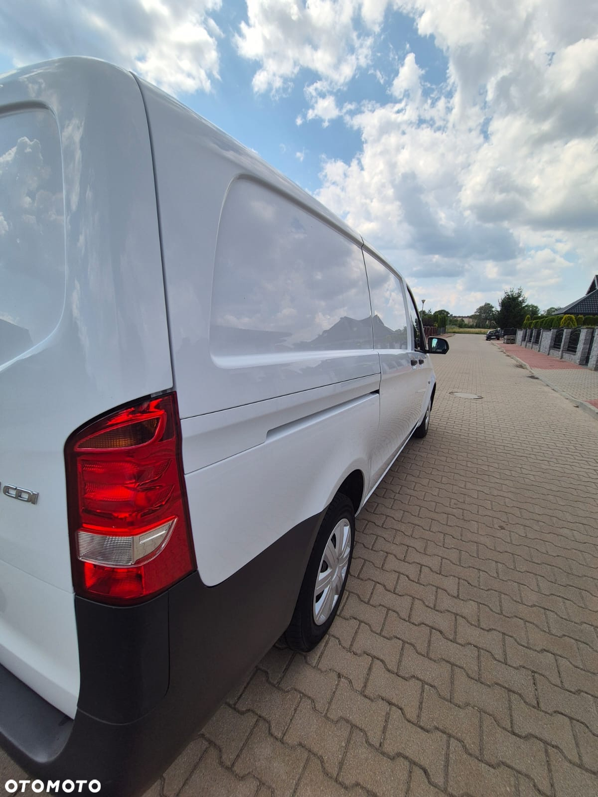 Mercedes-Benz Vito 2017r Long Klima Super stan - 13