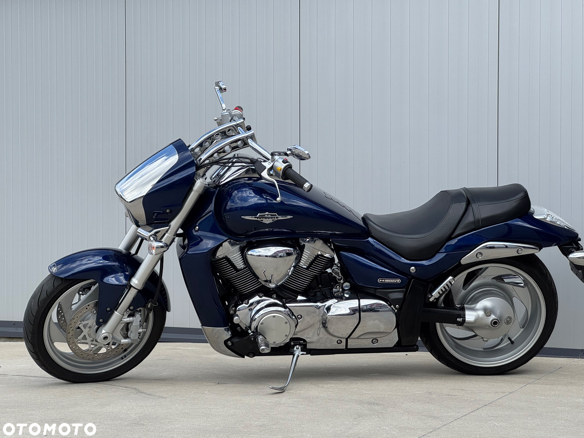 Suzuki Intruder - 21